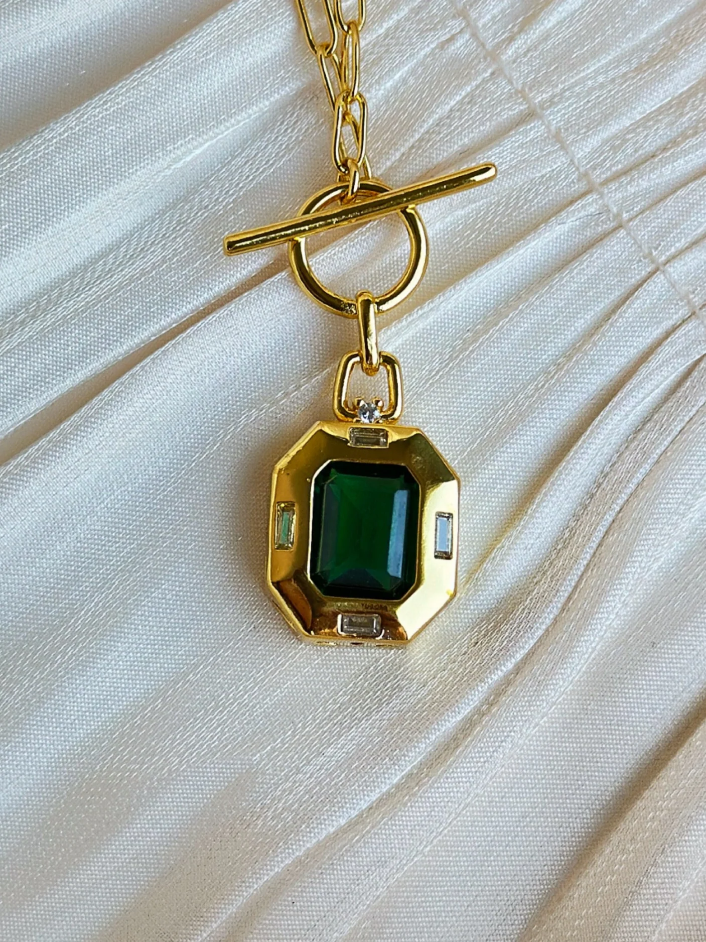 Vera - Necklace (Gold/Green)