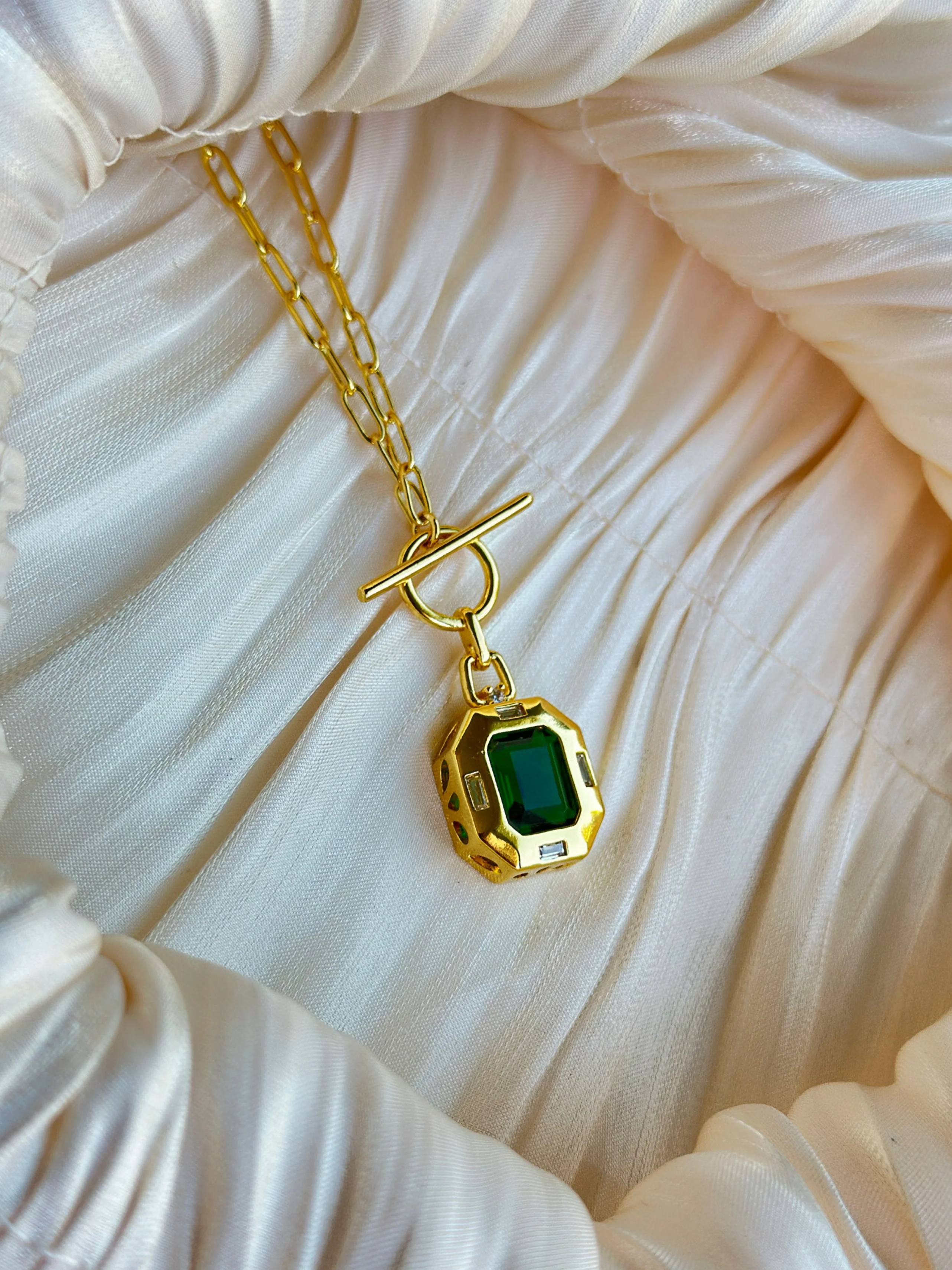Vera - Necklace (Gold/Green) - Image 2