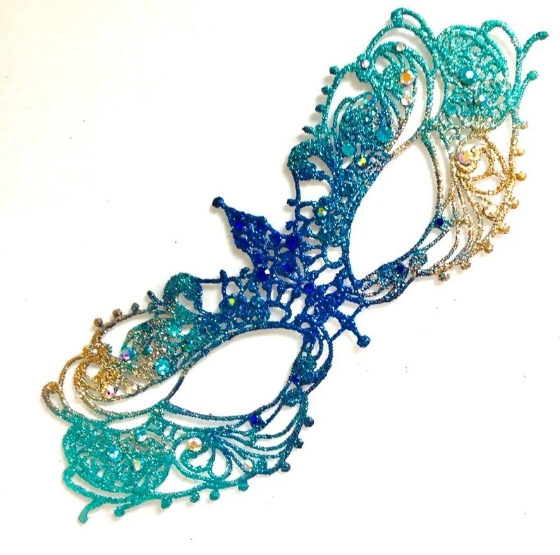 Peacock Royale – Handheld Stick Feathered Mask - Image 3