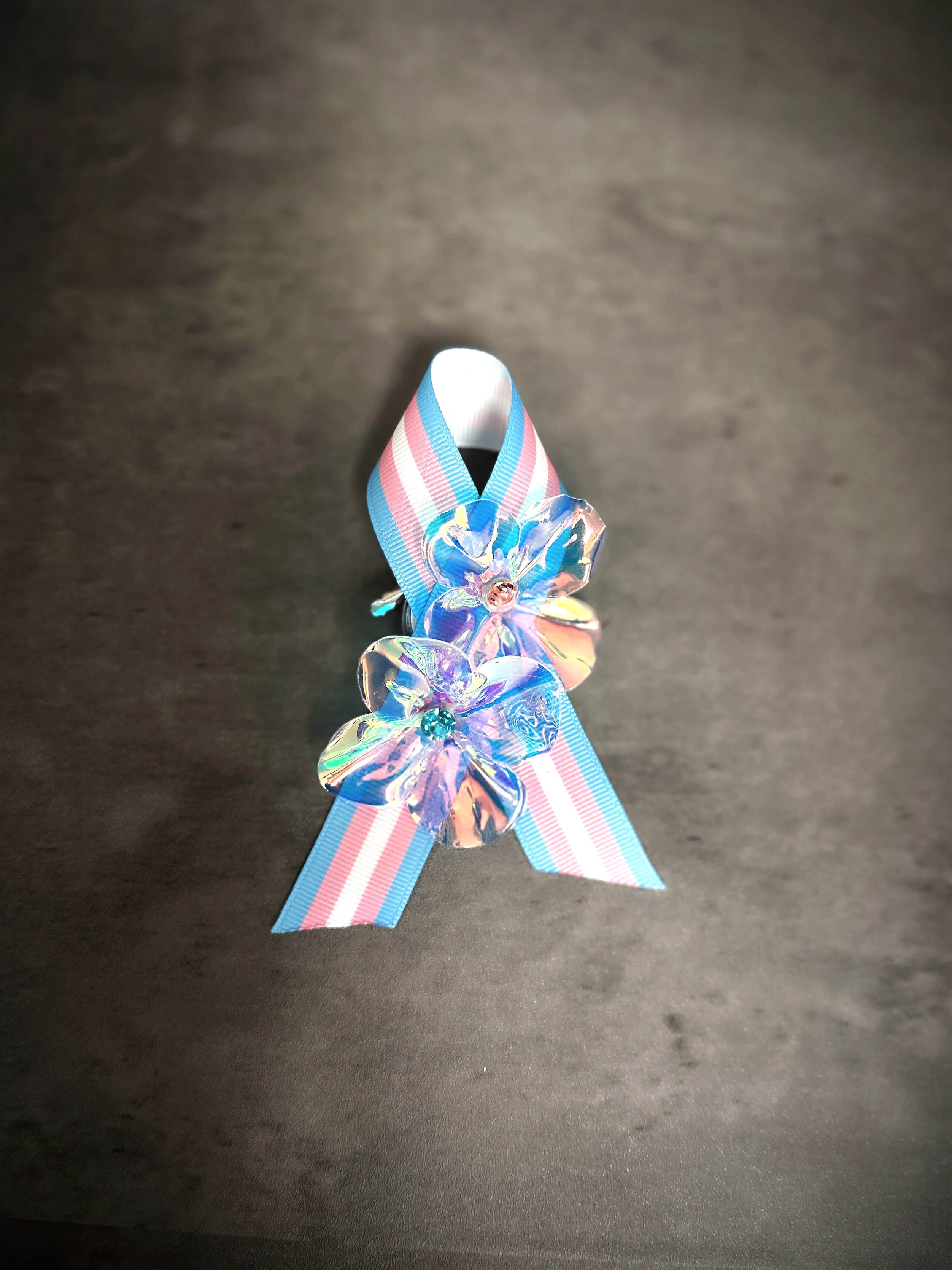 Loud Love Pin - Image 3