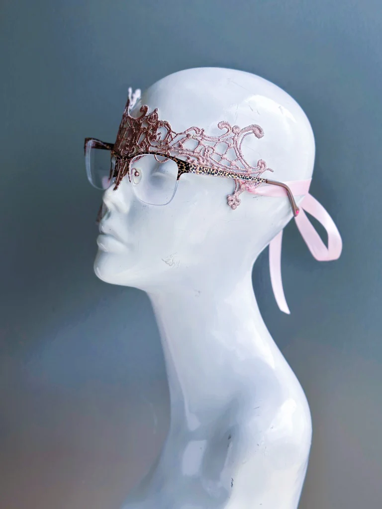 Gilded Eyeglass Noir - Rose Gold - Image 3