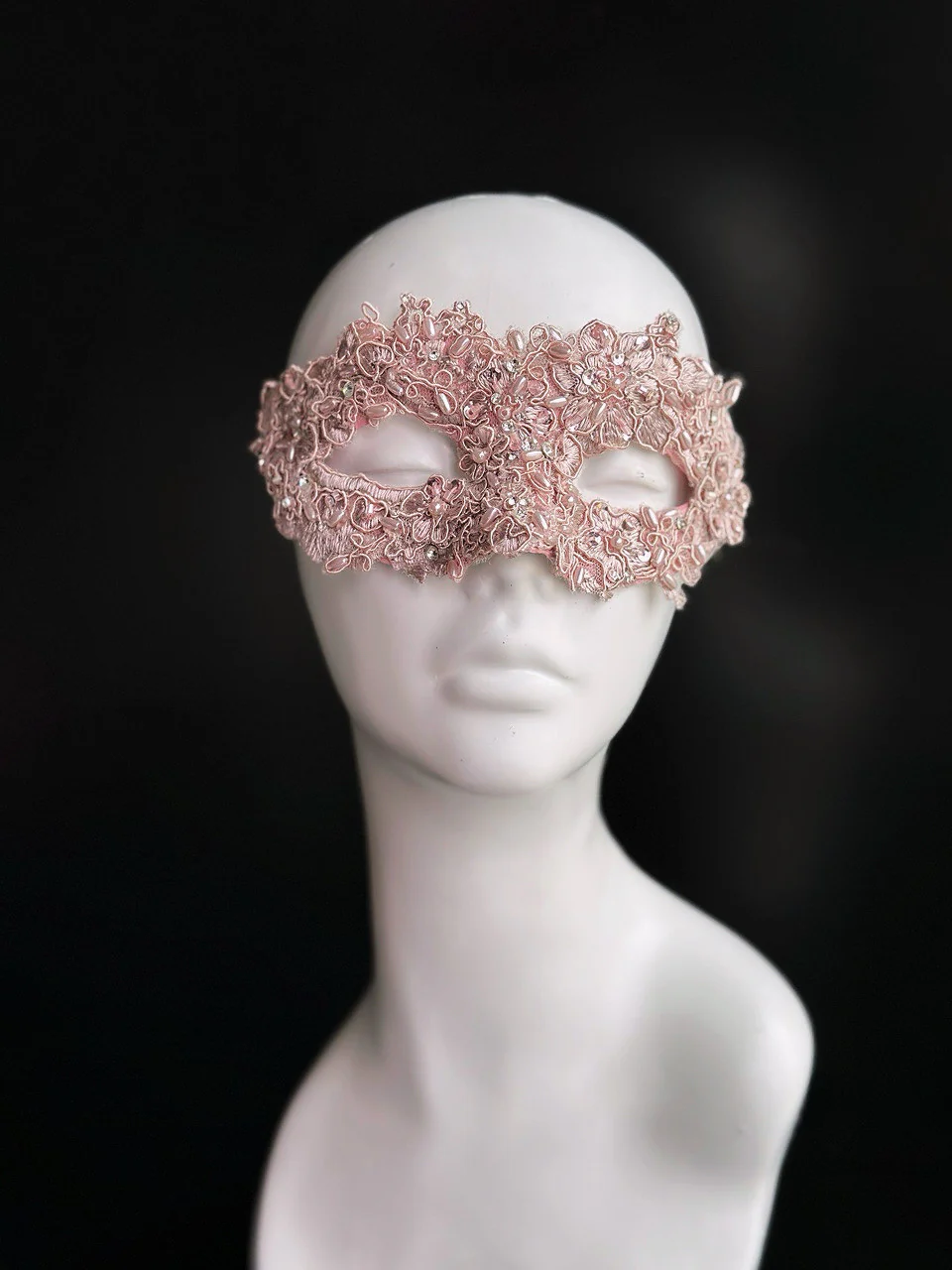Blush Royale - Rose Pink Lace Mask