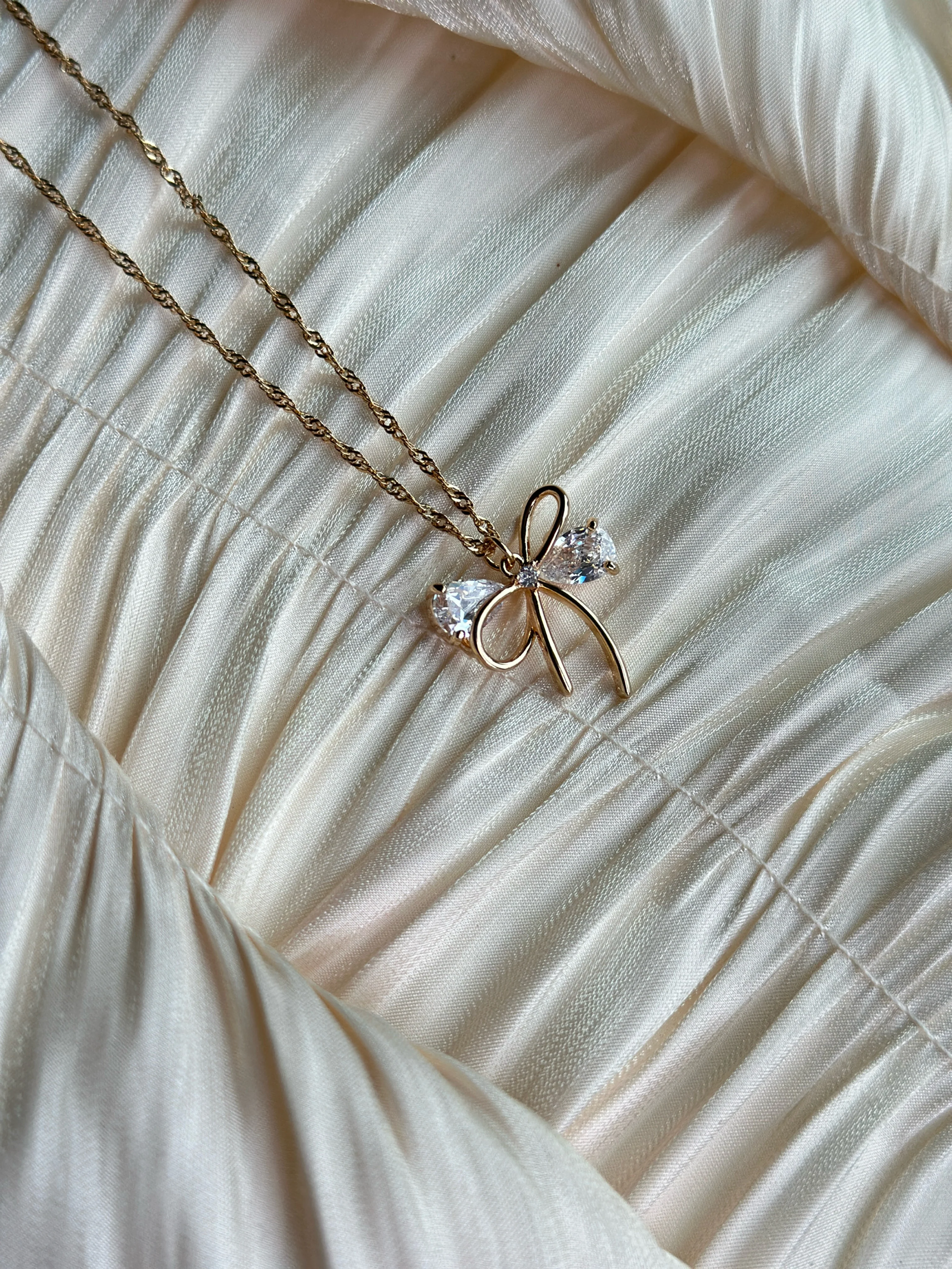 Roselle - Necklace (Crystal/Gold) - Image 3