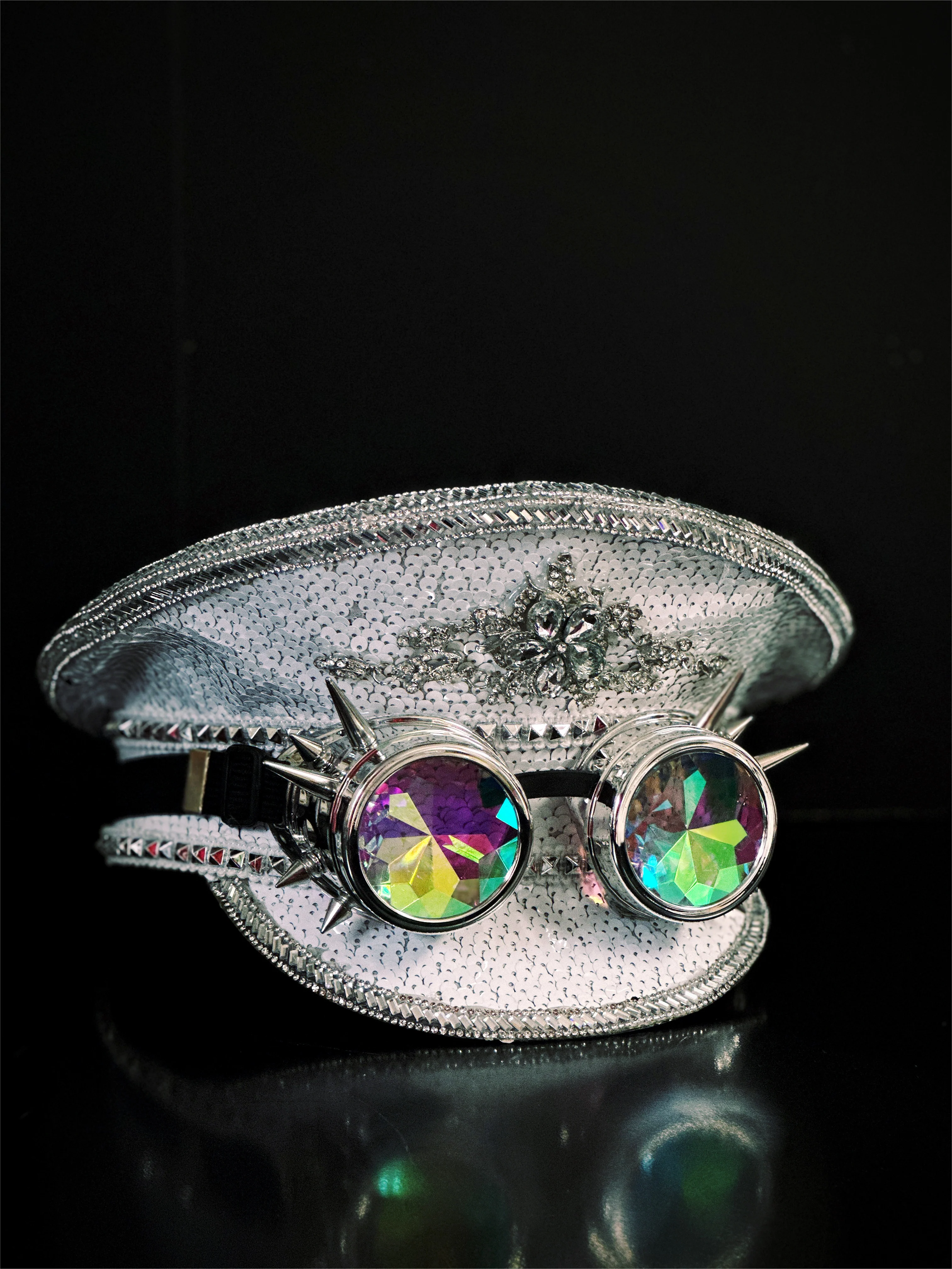 Captain Hat With Spiked Goggles - White/Silver - Image 2