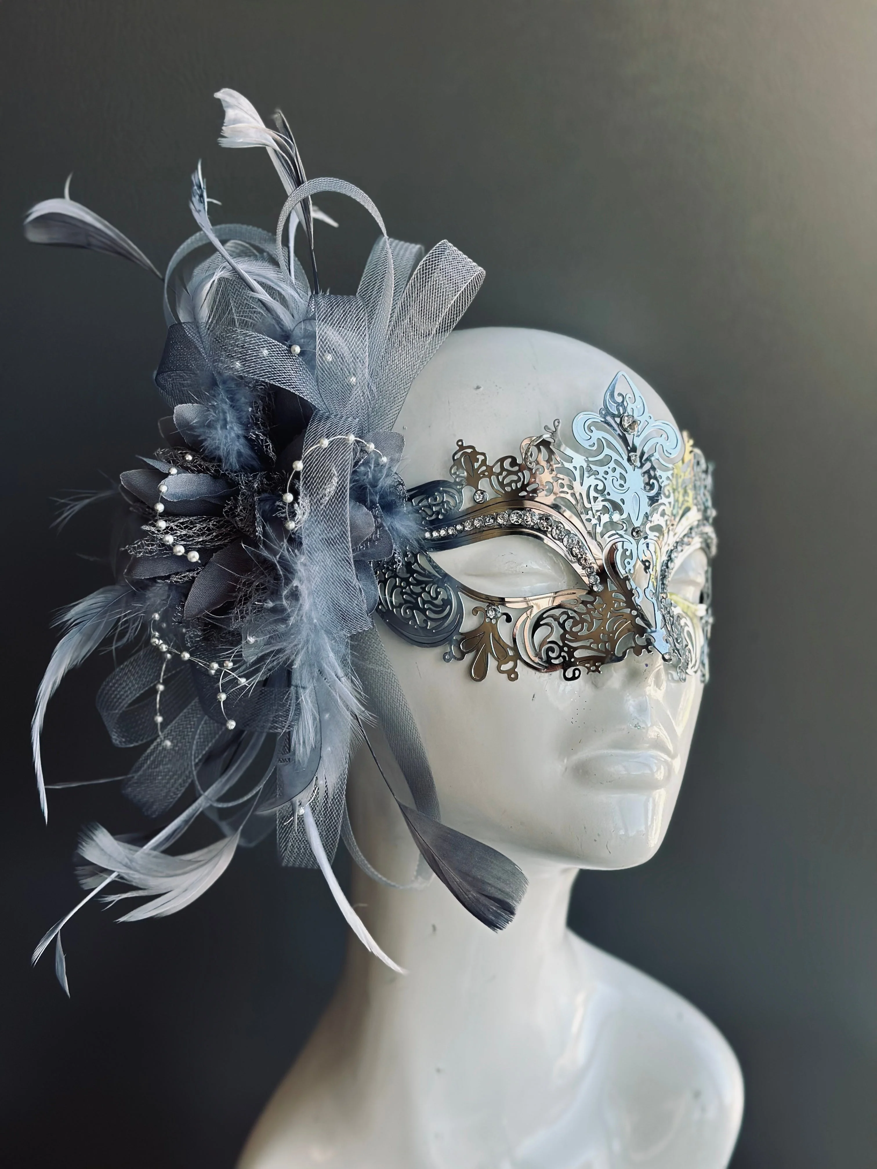 Elegant Venetian  Mask - Silver Feathers