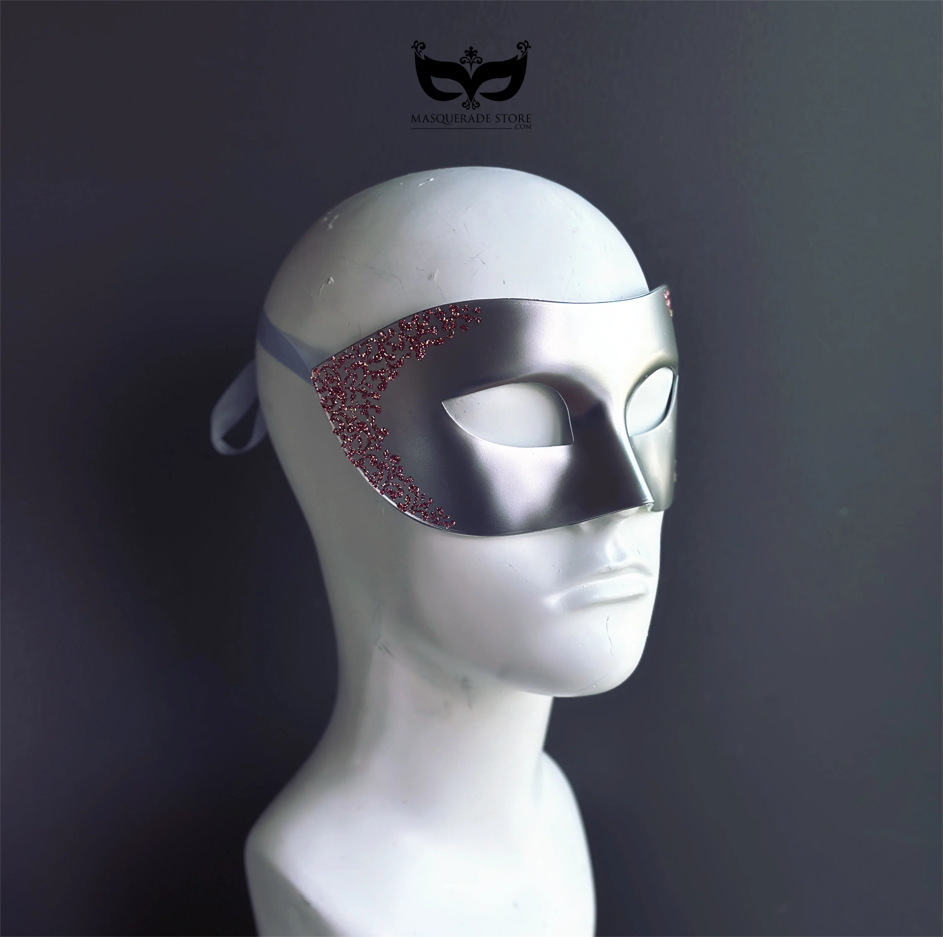 Silver Venetian Mens Mask with Pink Filigree - Image 2