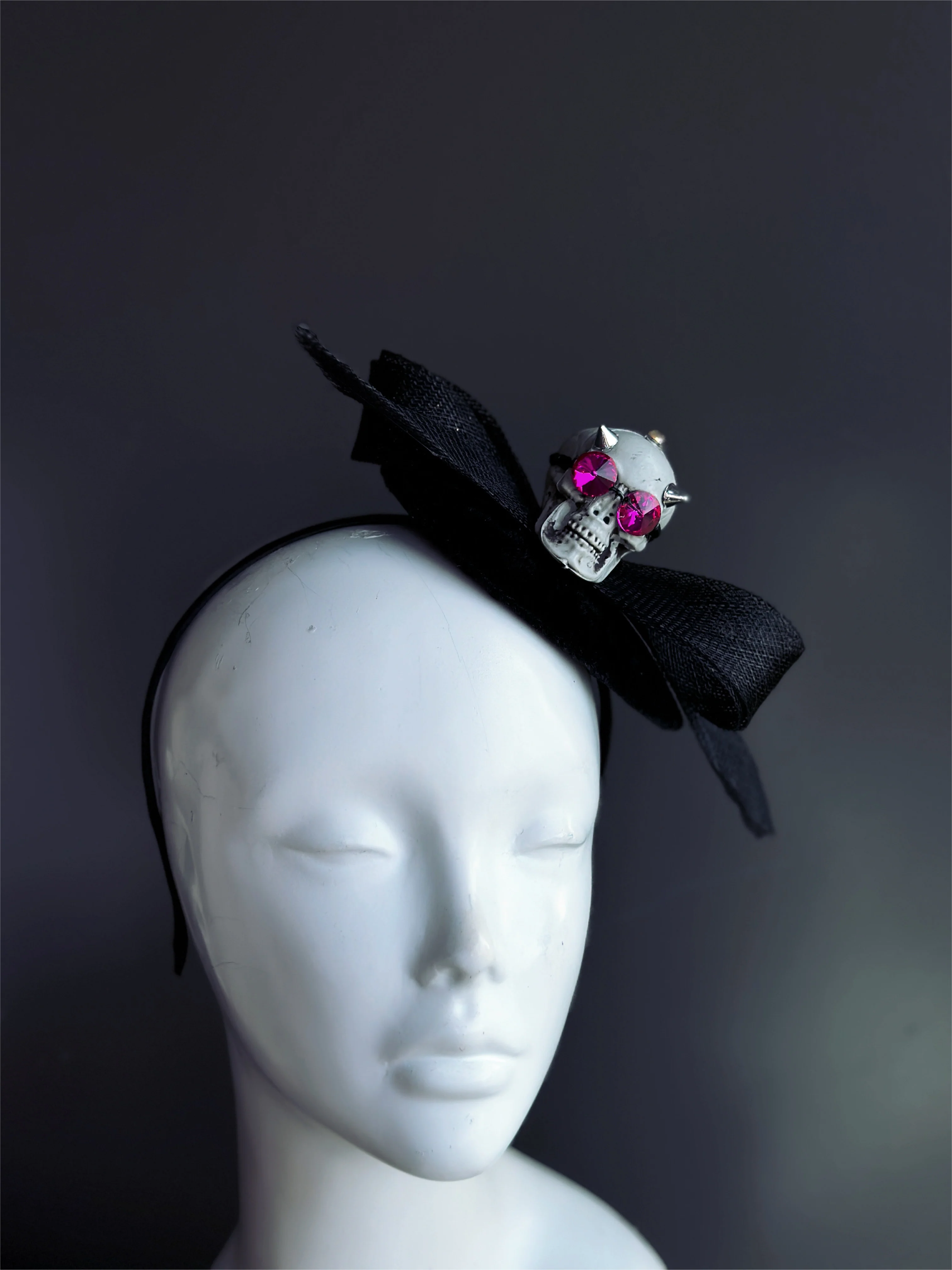 Skull Fascinator Hat – Halloween