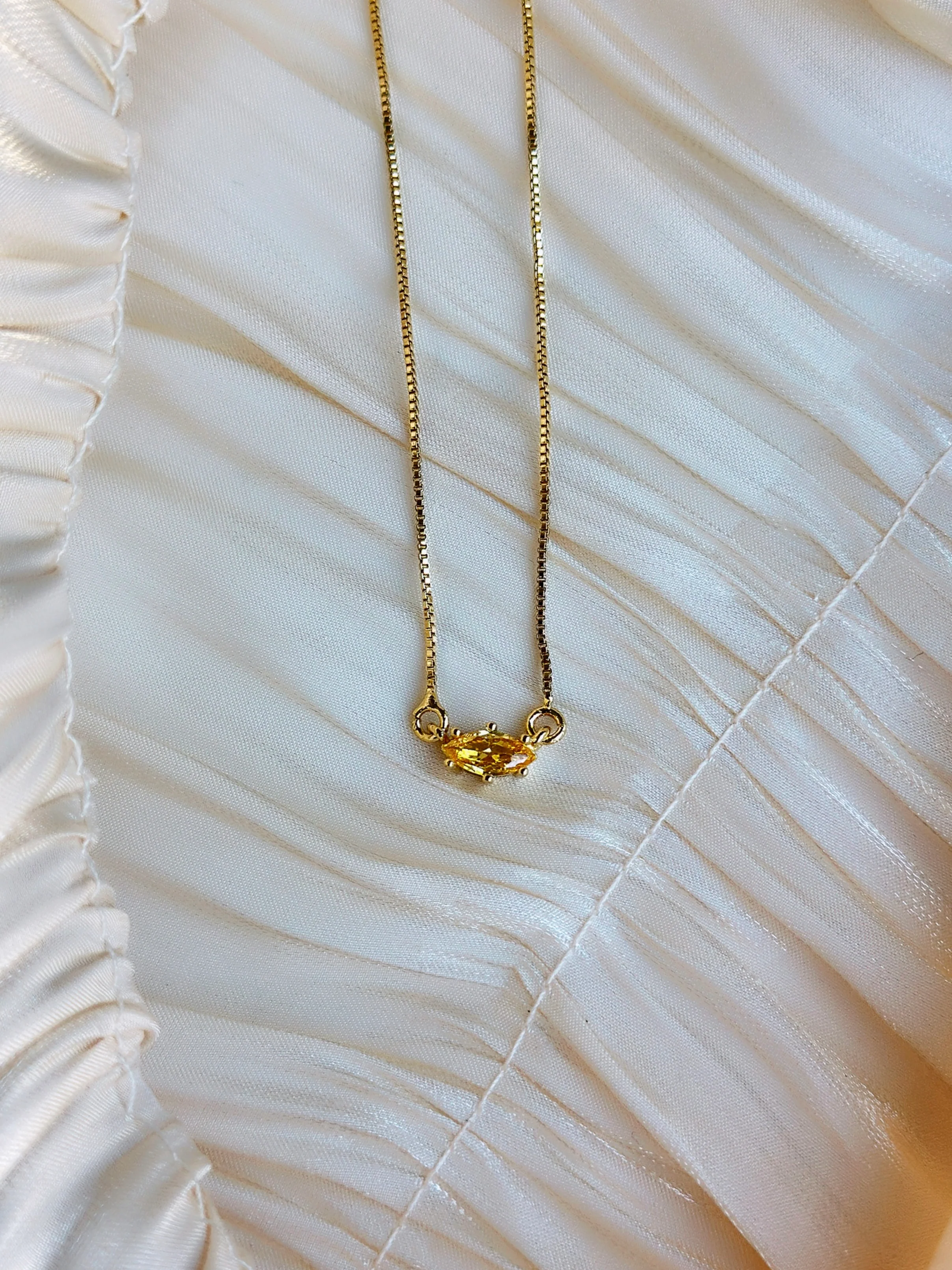 Sol - Necklace (Yellow/Gold) - Image 3