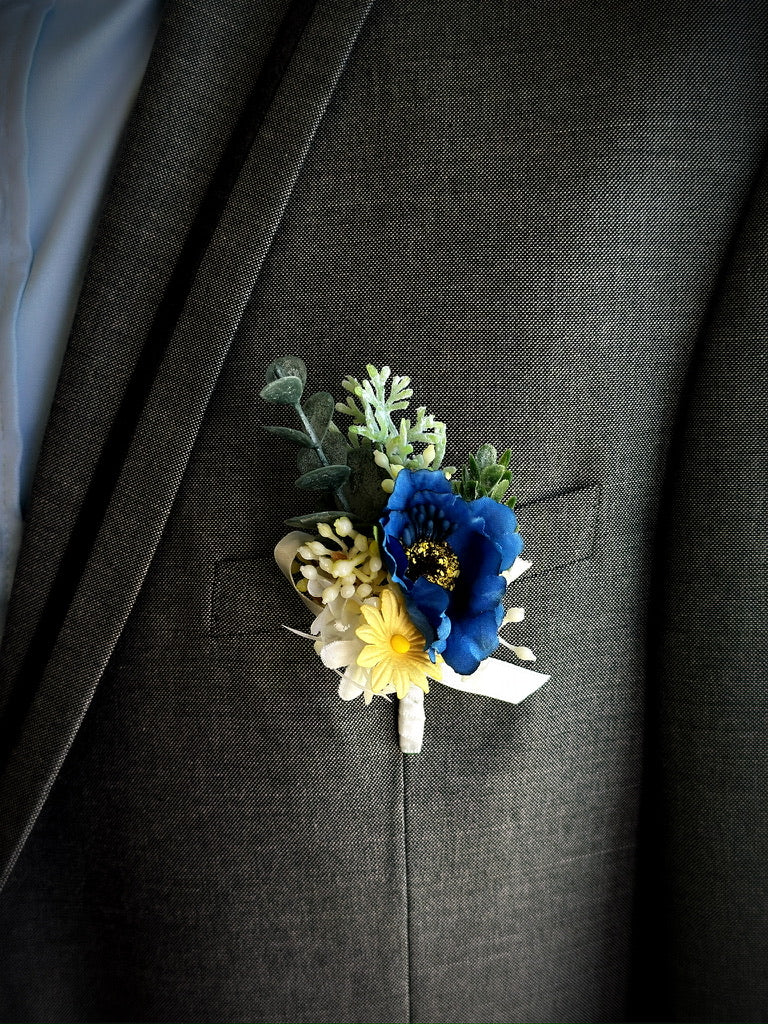 Sunbeam Sky - Boutonniere & Corsage - Image 2