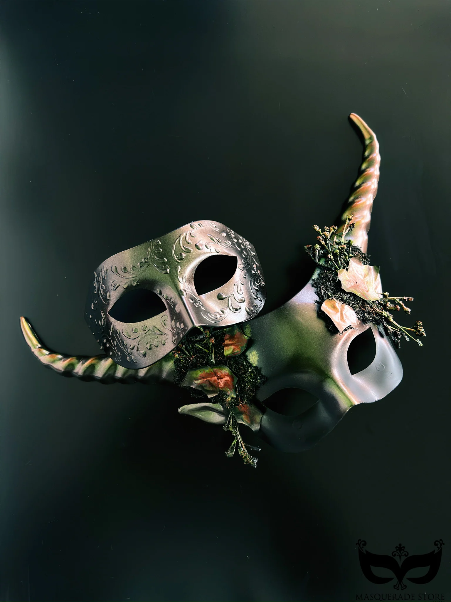 Thorn & Vow -  Bronze Forest Couples Set - Image 2