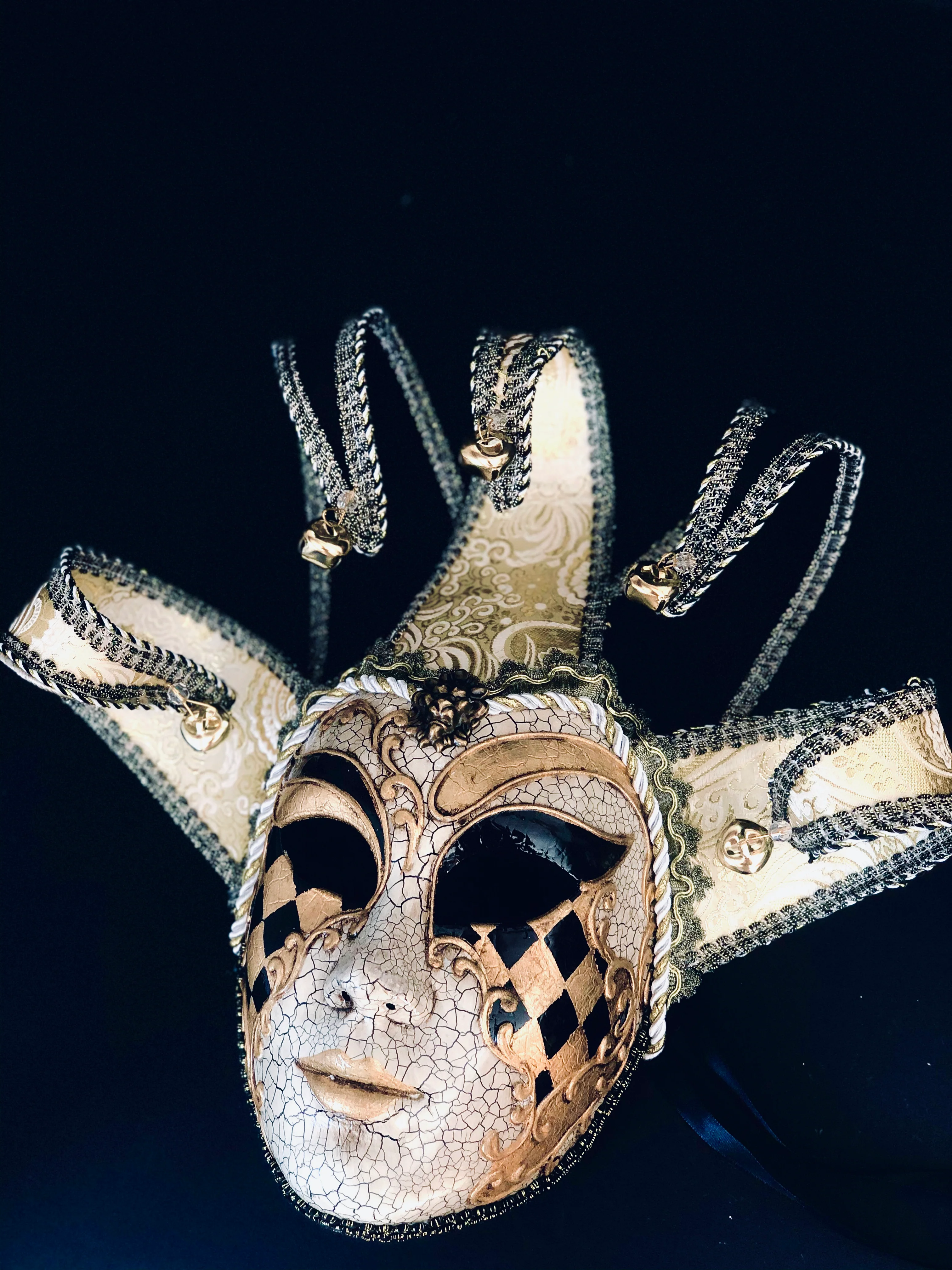 Venetian Jester Mask Pair - Gold and Ivory - Image 5