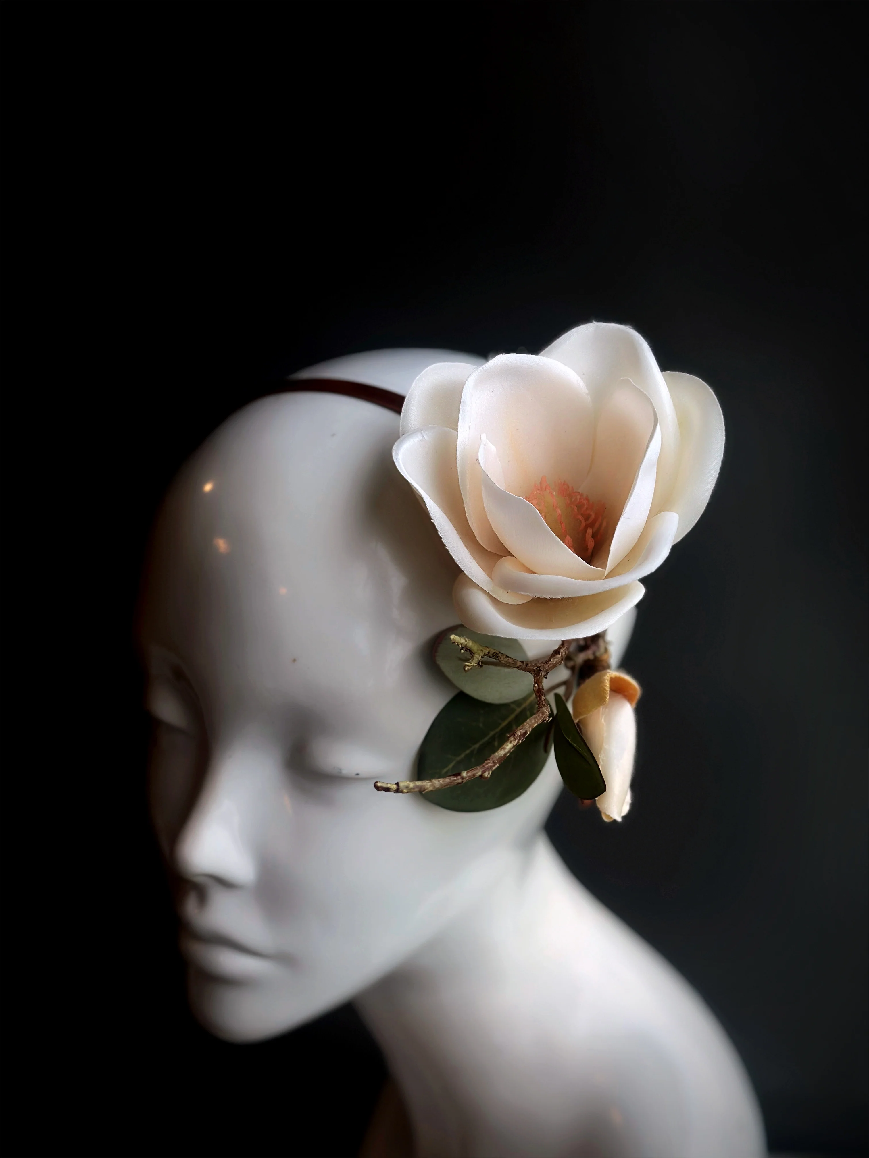 Natural Magnolia Fascinator - Image 2