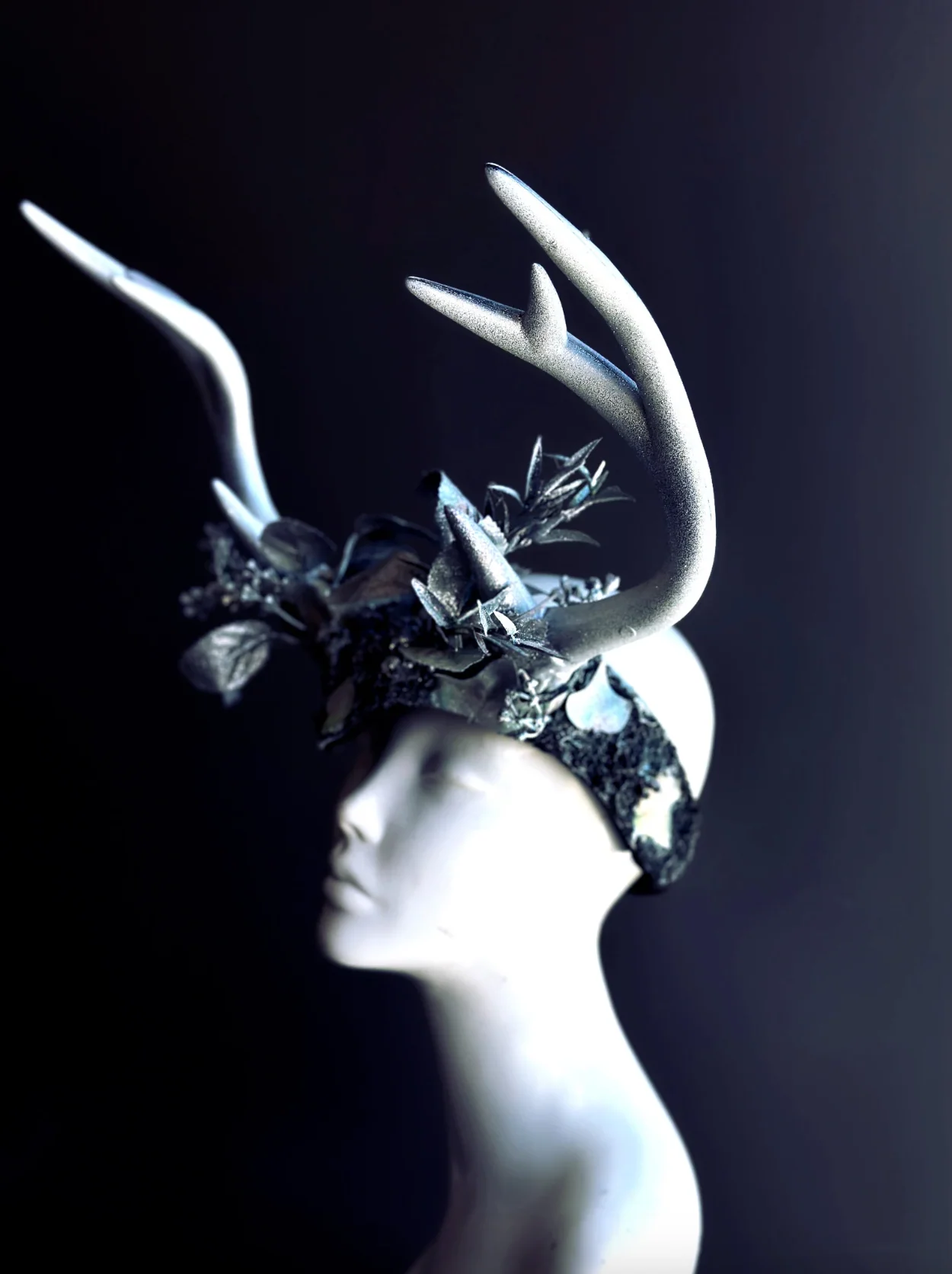 Deer Antler Headdress - Winter's Frost - Image 3