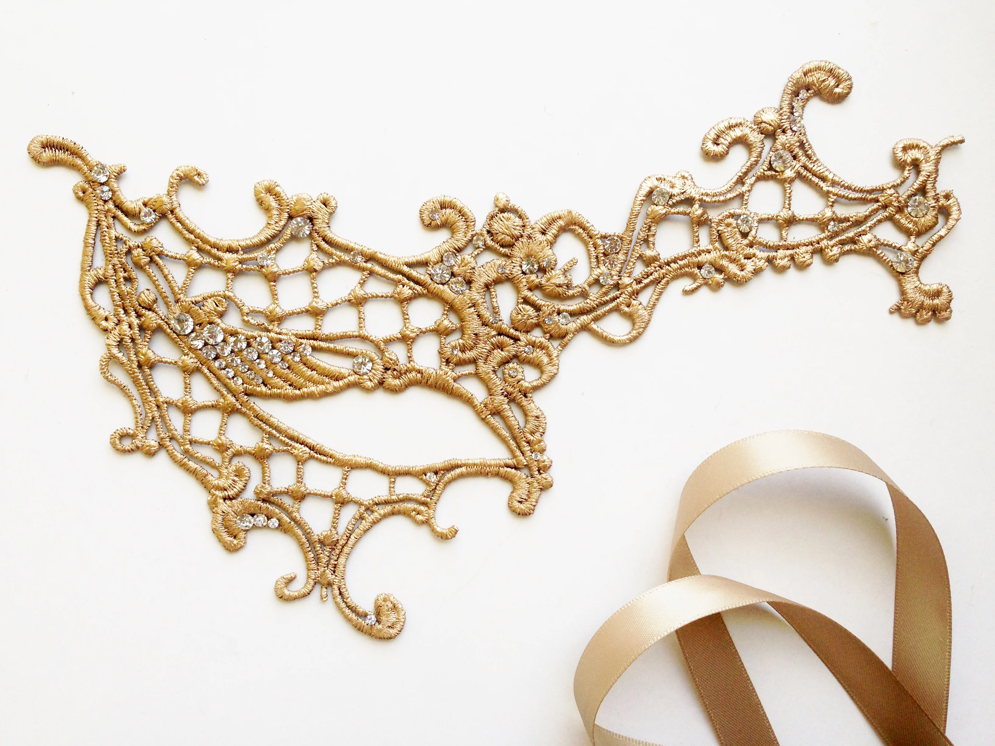 Phantom Lace Mask - Gold - Image 3