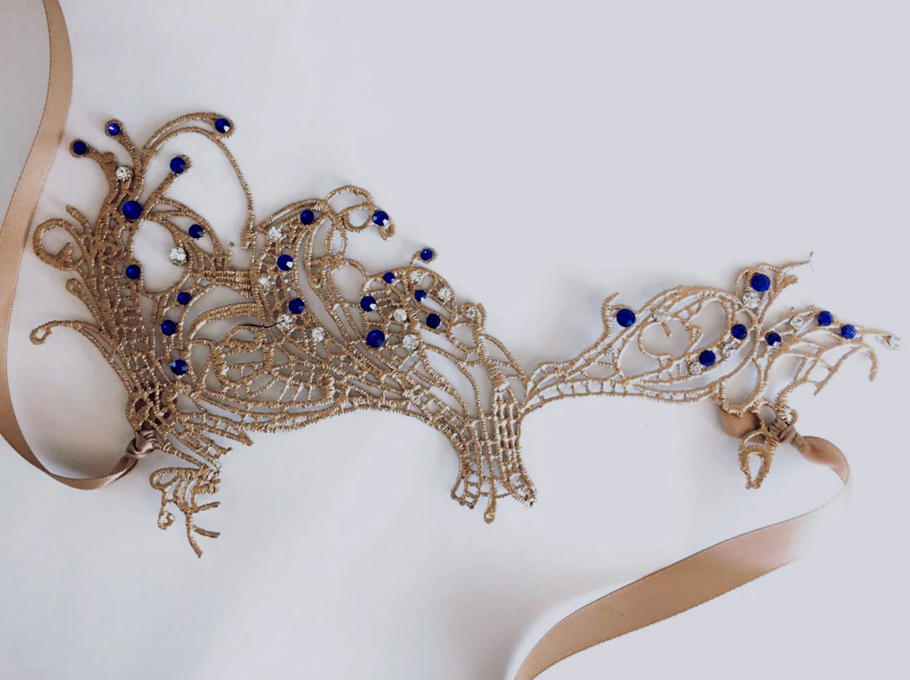 Elise Lace Mask - Gold Butterfly - Image 3