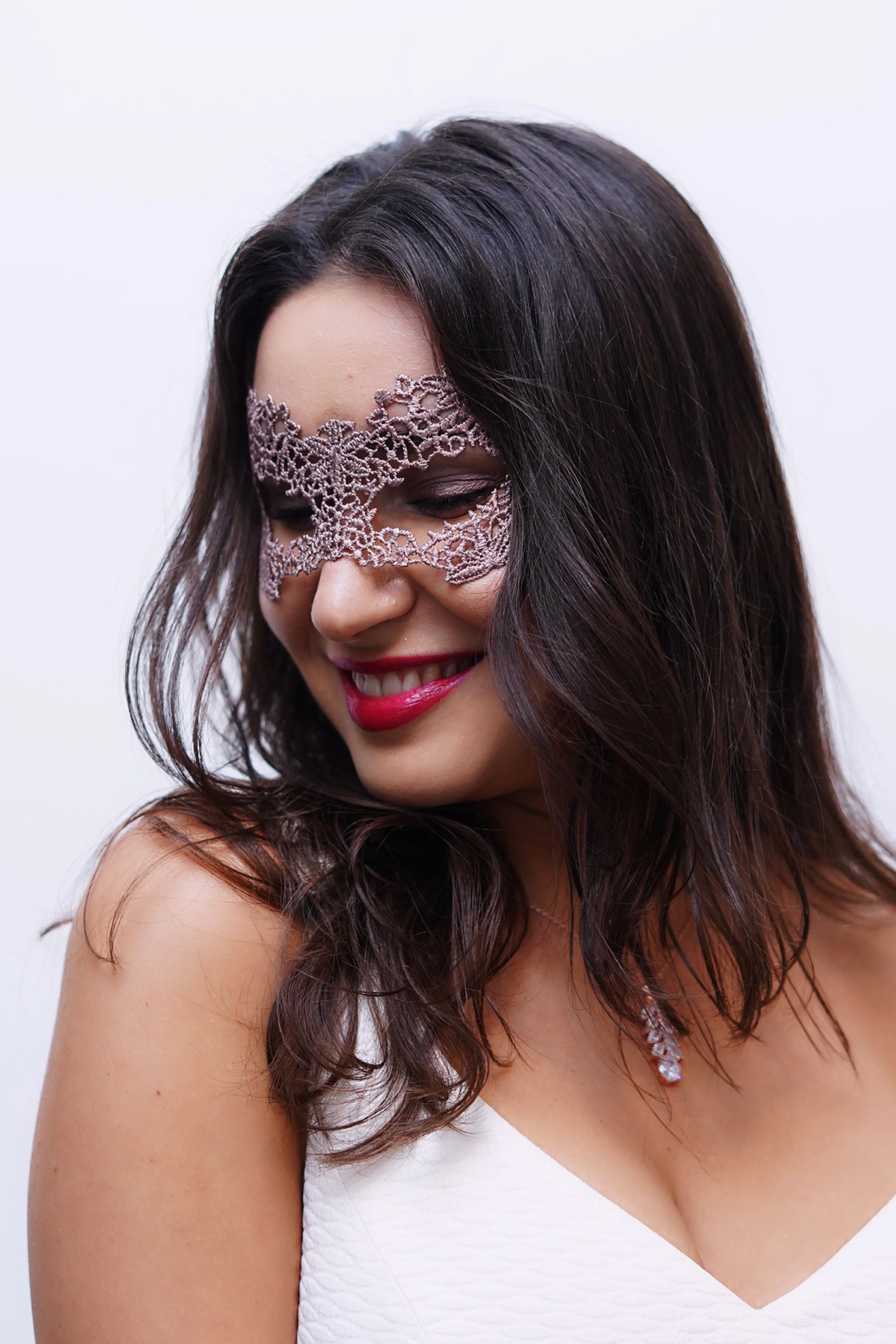 Princess Lace Mask - Rose Gold - Image 2