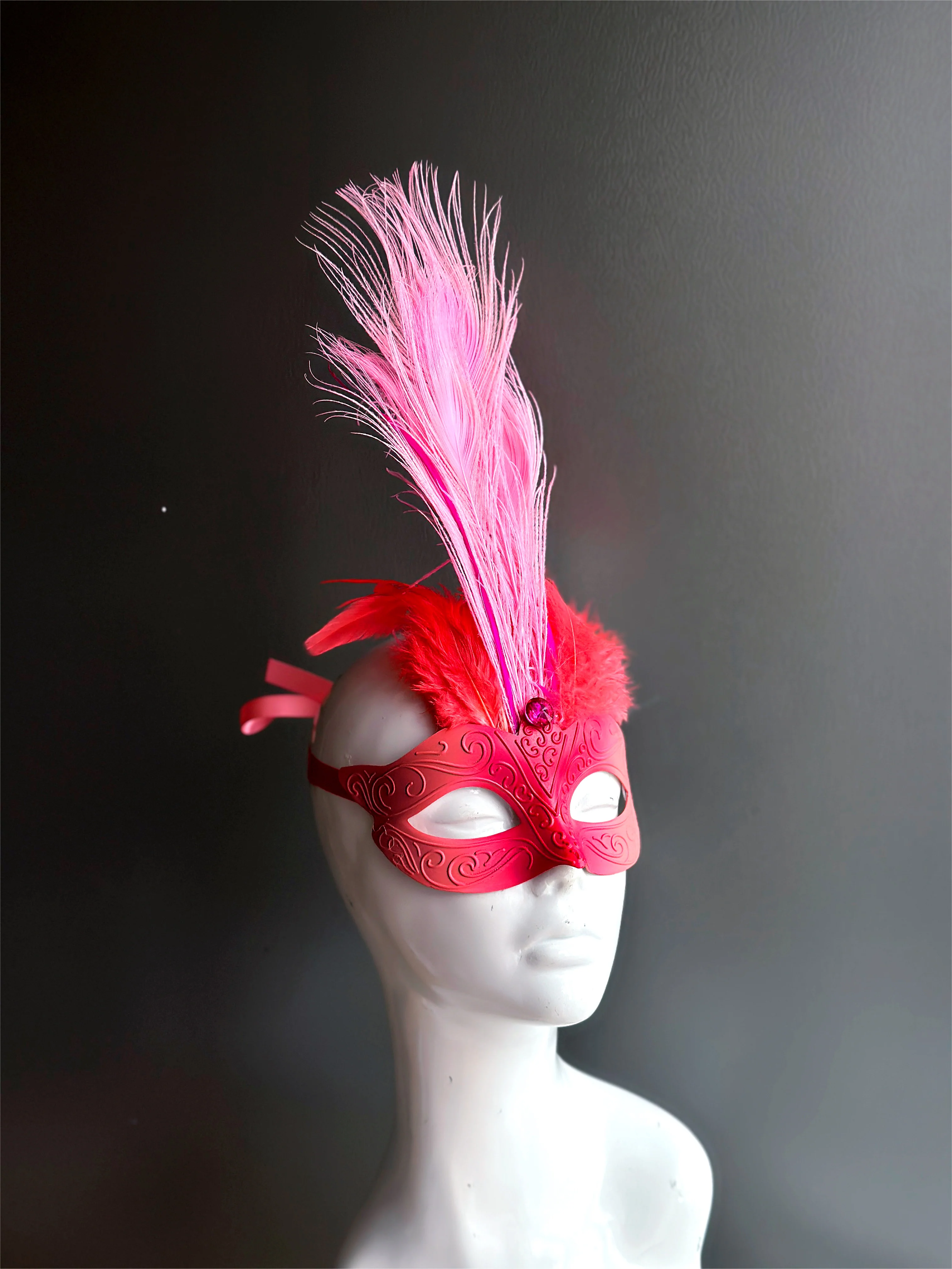 Flamingo Feather Mask - Pink - Image 2