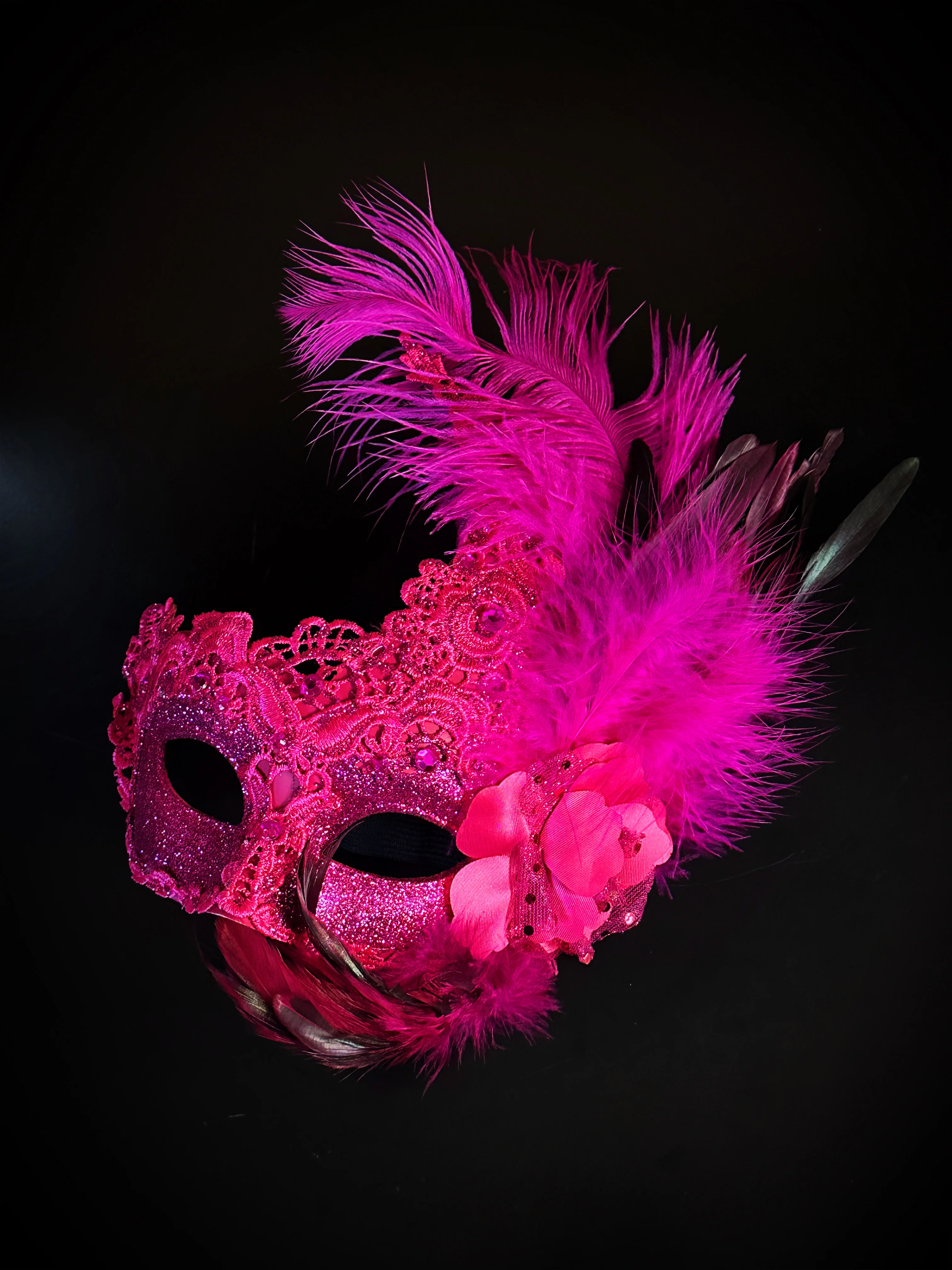 Brocade Feather Mask - Hot Pink