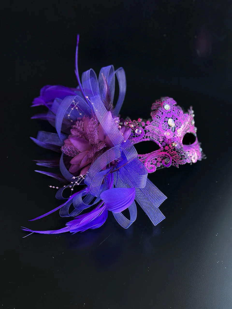 Macrame Feather Mask - Purple - Image 3
