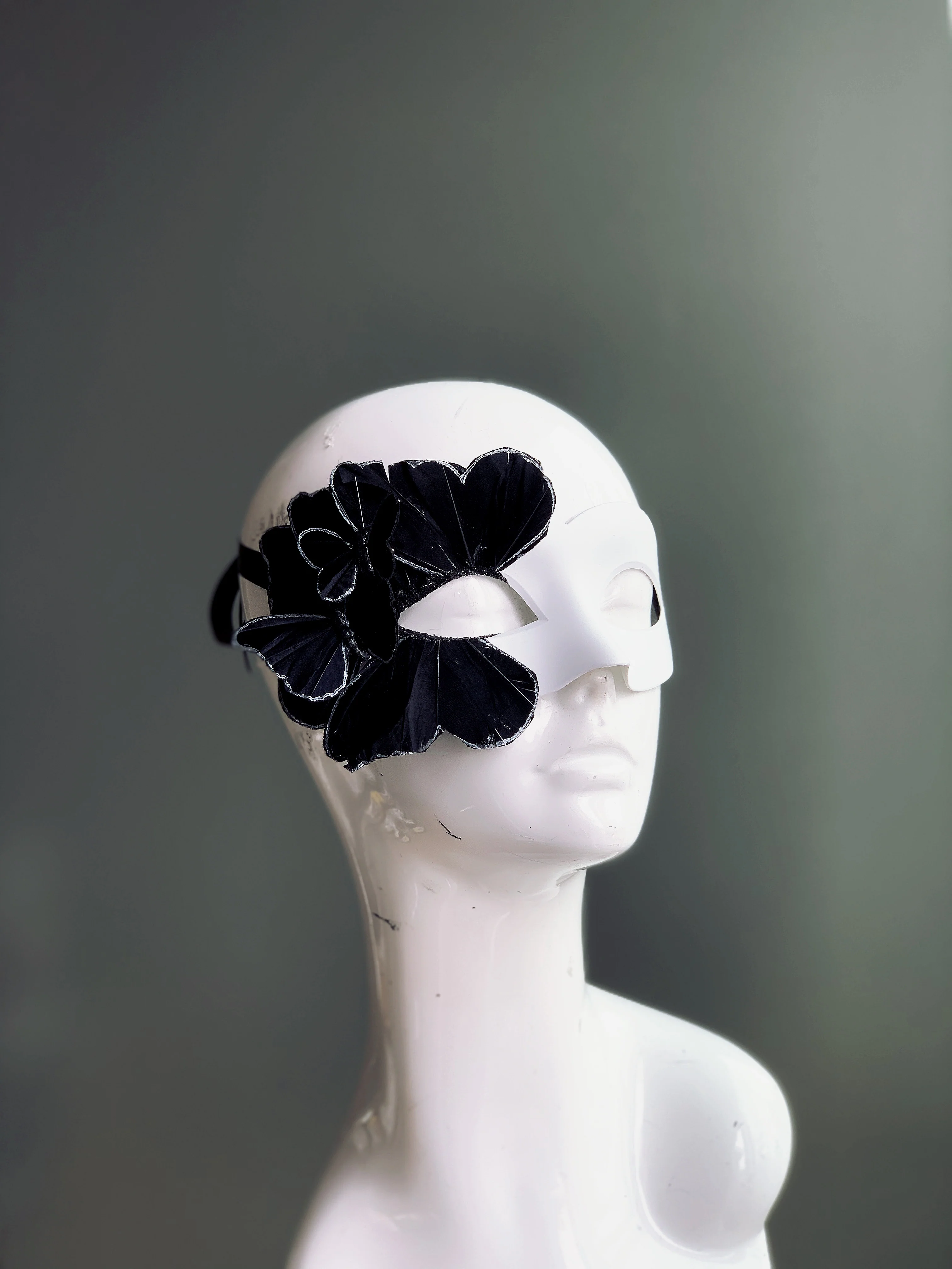 Butterfly Mask - White /Black - Image 4