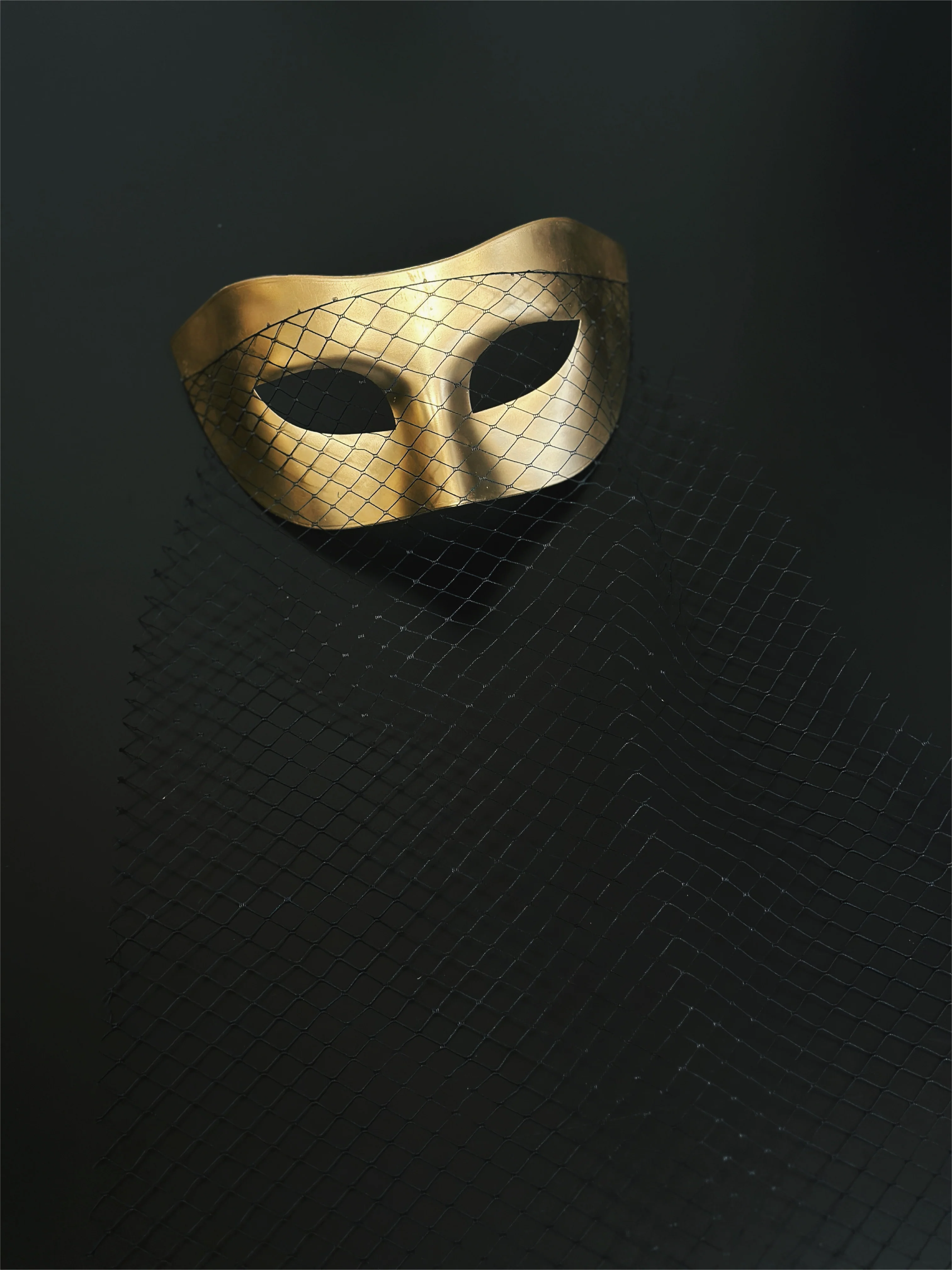 Golden Veil Mask - Image 3