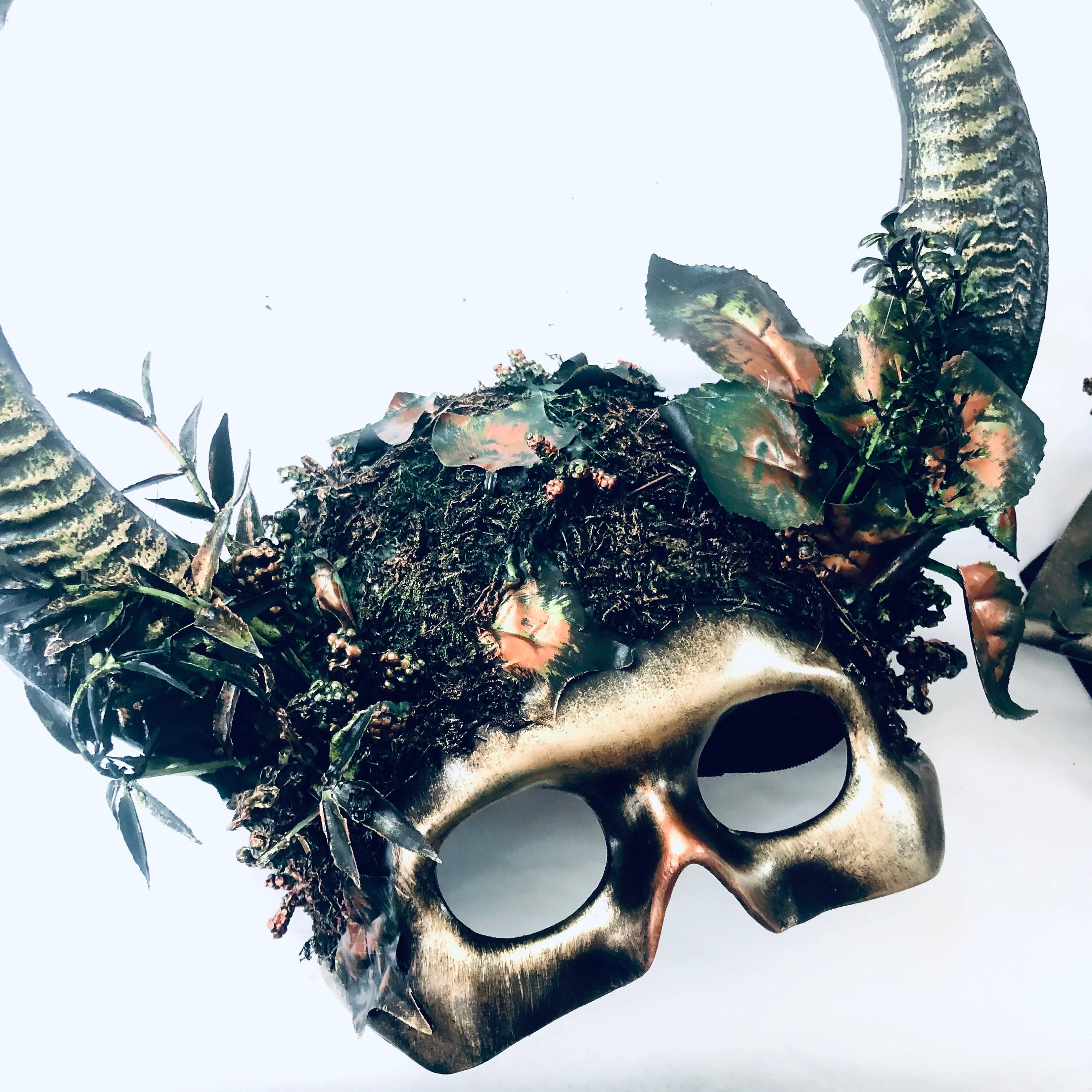 Woodland Horned Creature Mask - Image 2